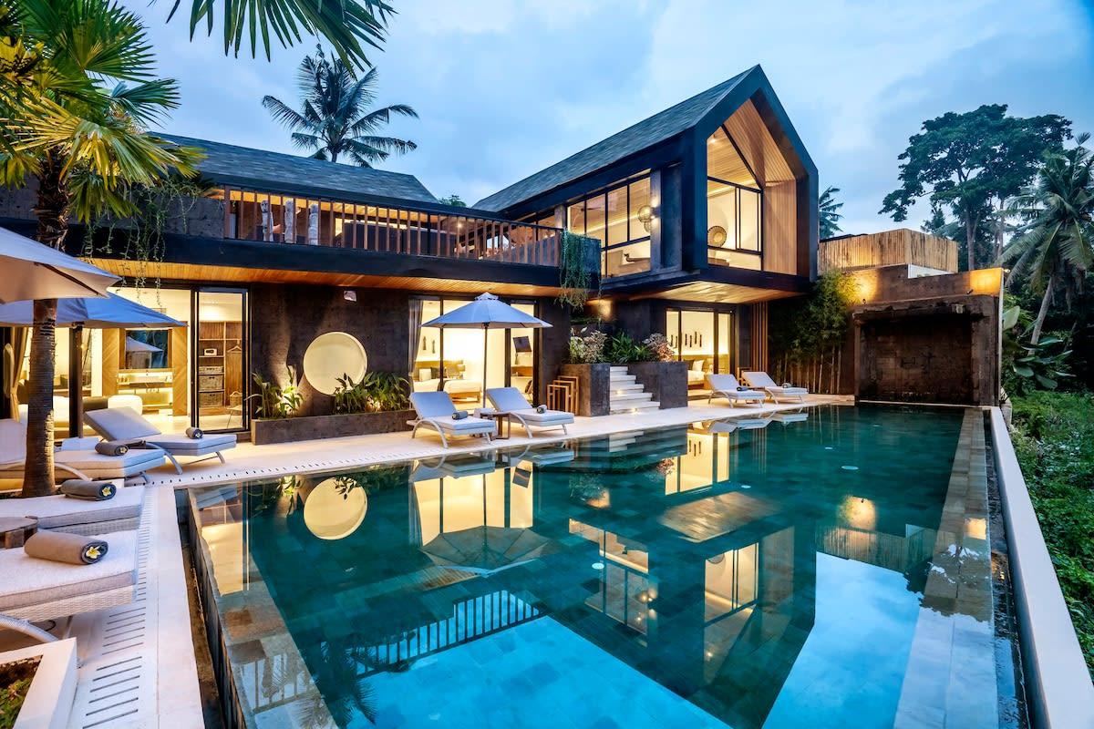 View of the villa’s front overlooking the pool