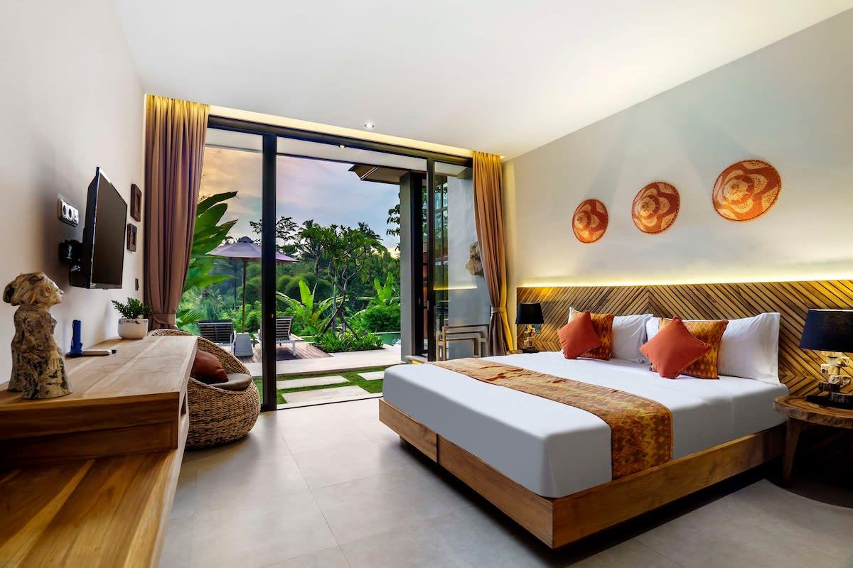 Spacious and naturally illuminated bedroom 