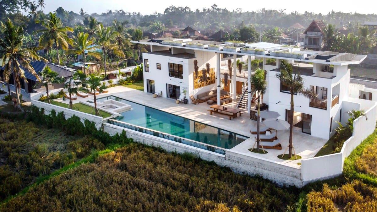 Drone view of the villa’s front 