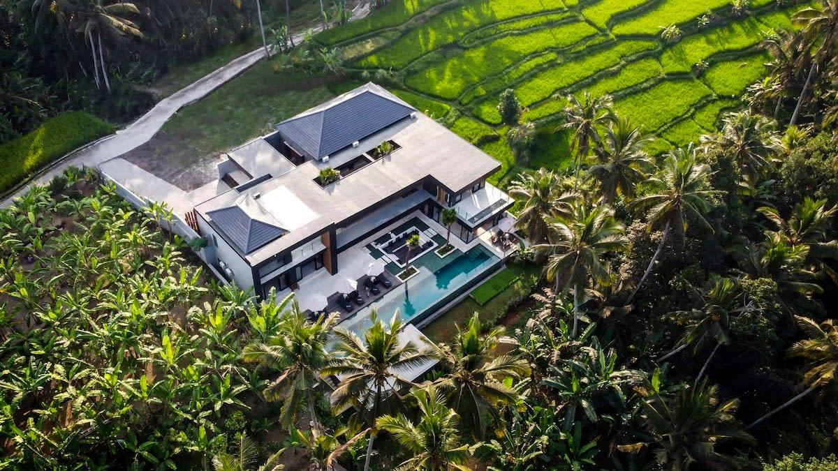 Drone view of the villa and its natural surroundings 