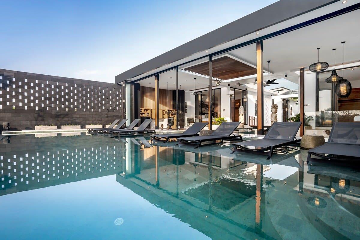 Villa Umalas, Bali - infinity pool