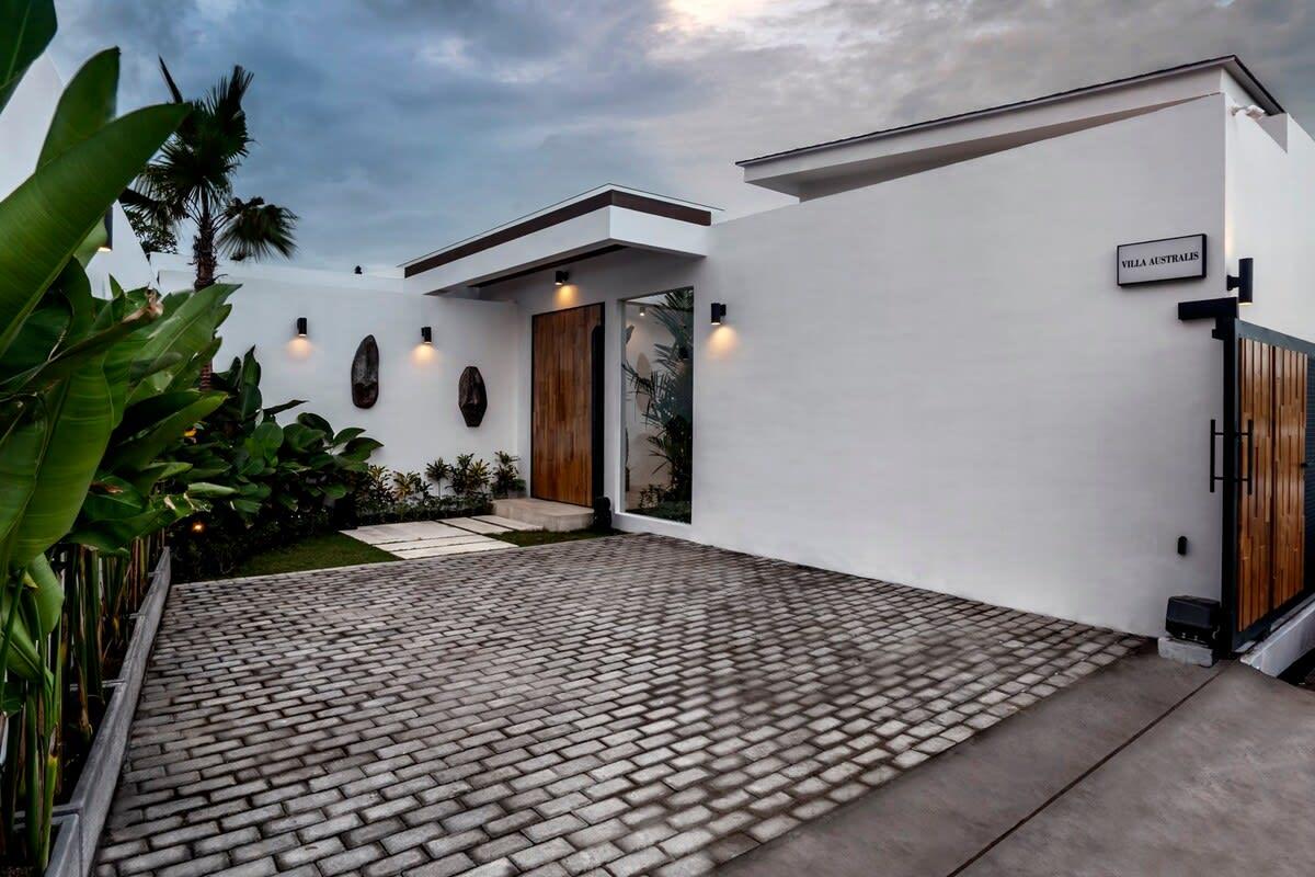 Villa Umalas, Bali - entry view