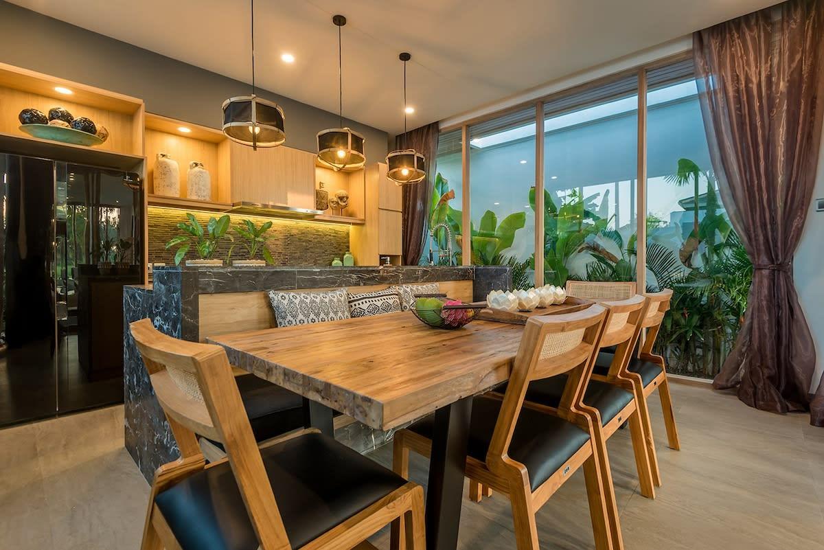 Kitchen + Dining Area