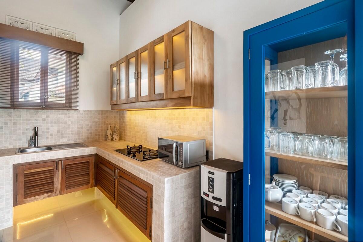Kitchen + Appliances