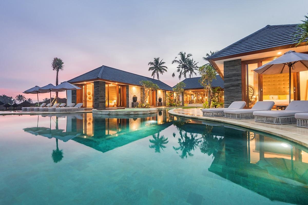 6 bedrooms with rice field view
